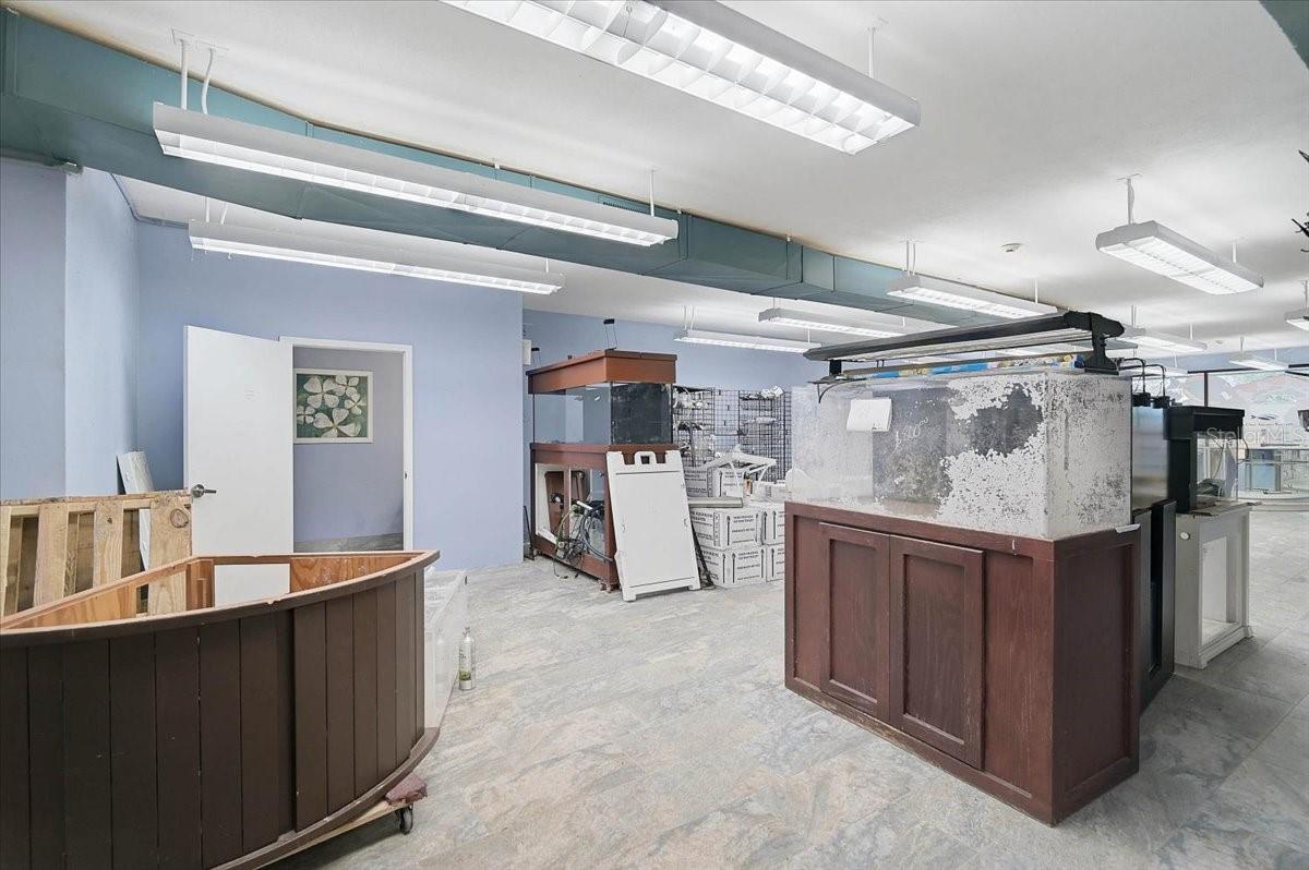 2160 GULF GATE DR — photo 16
