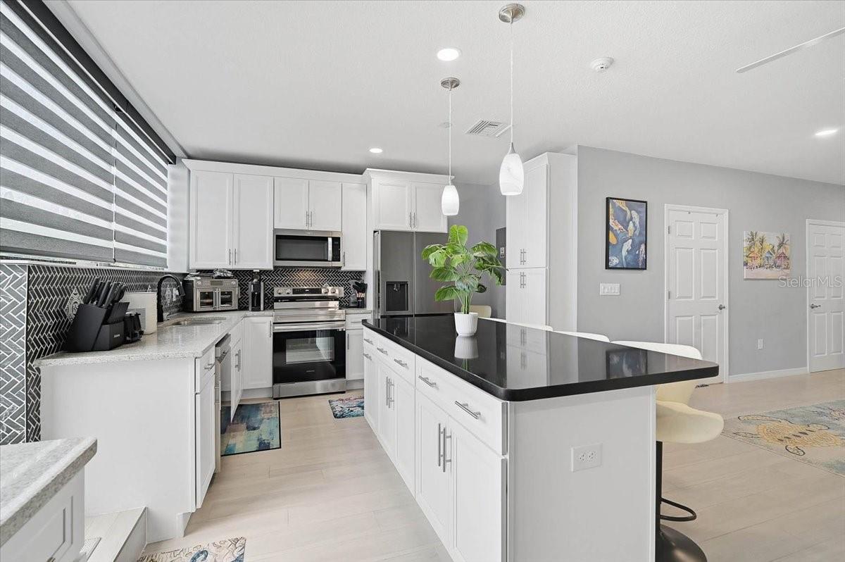 2160 GULF GATE DR — photo 39