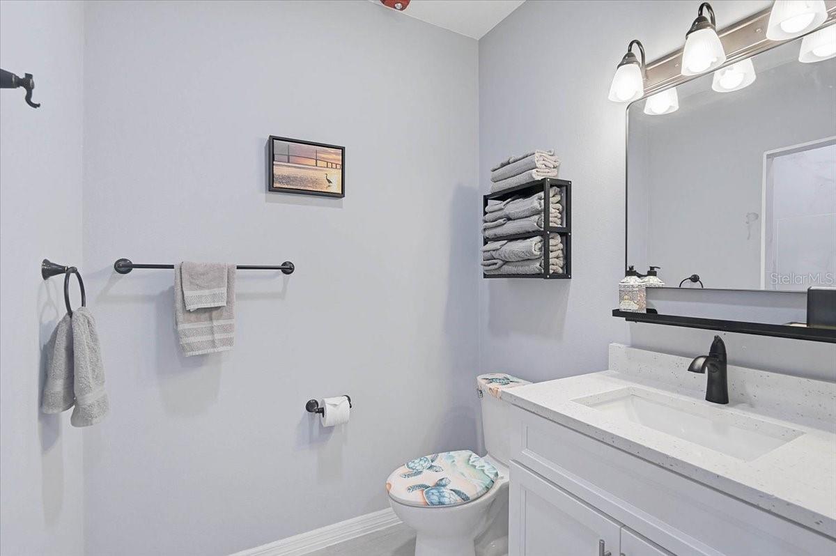 2160 GULF GATE DR — photo 48