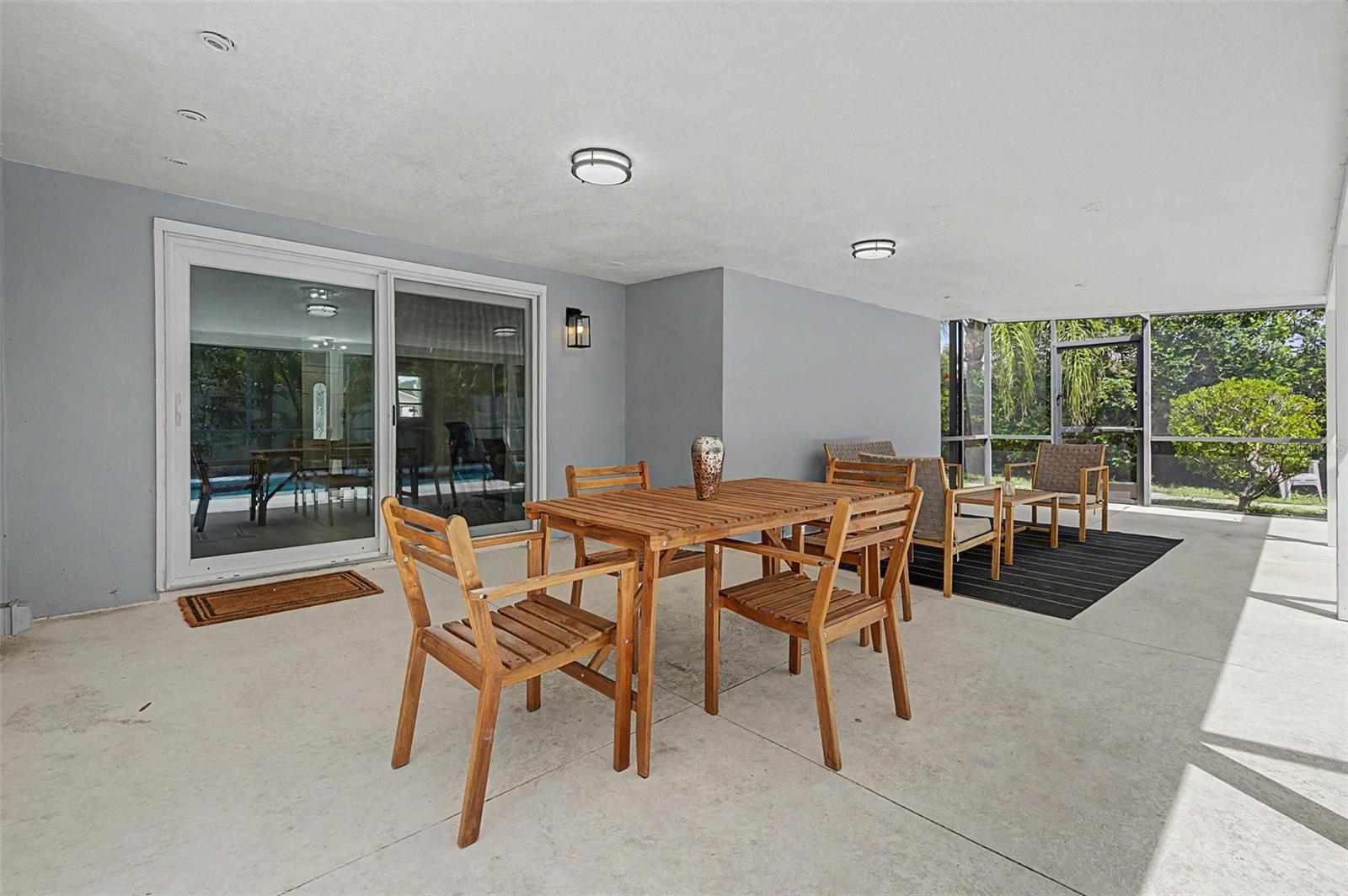3606 W GRAY ST — photo 19