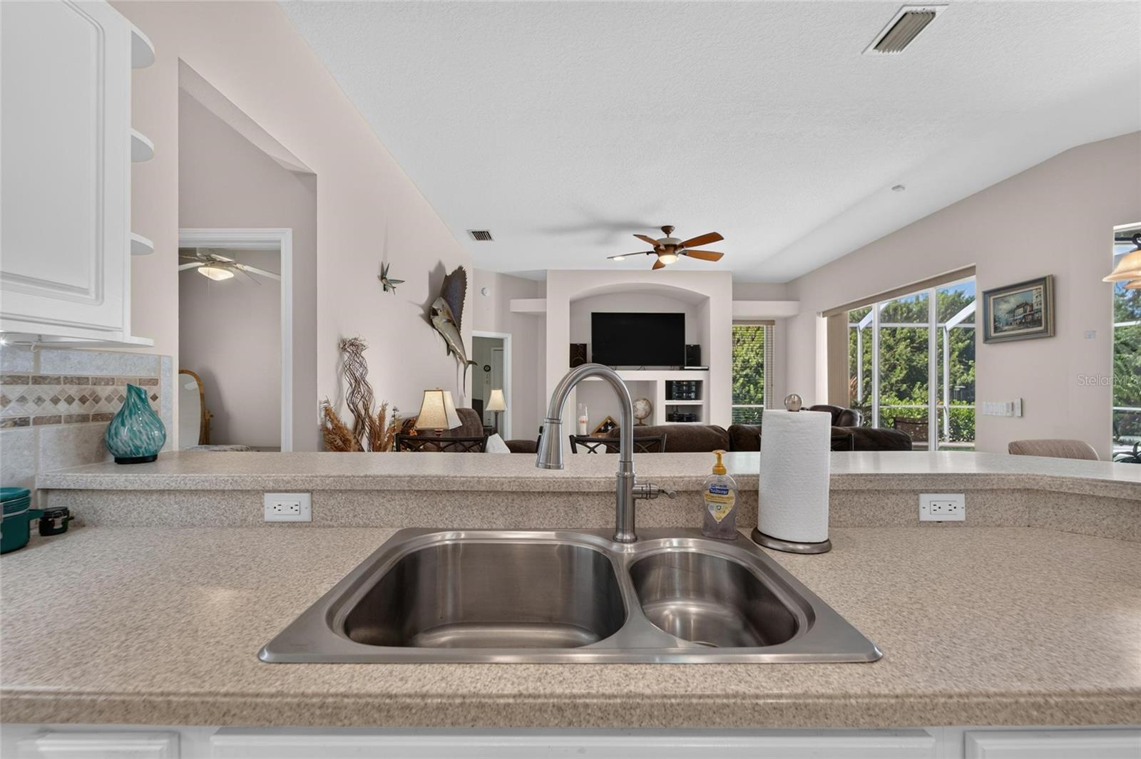 534 PLANTERS MANOR WAY — photo 37