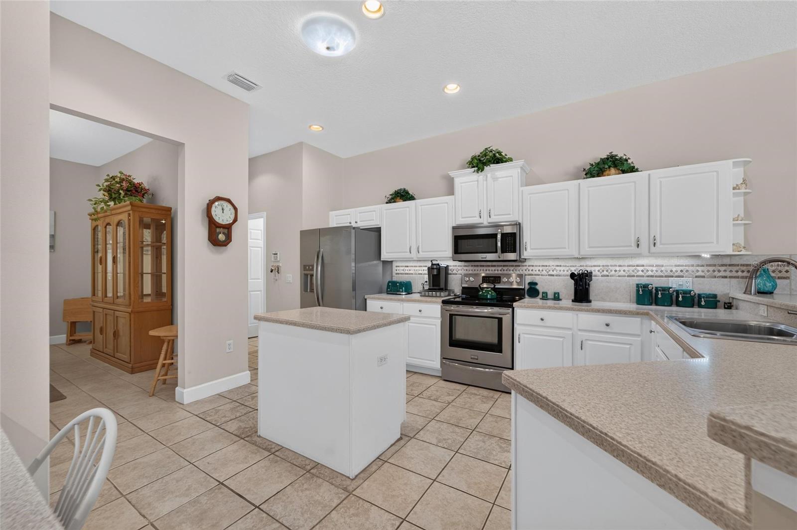 534 PLANTERS MANOR WAY — photo 32