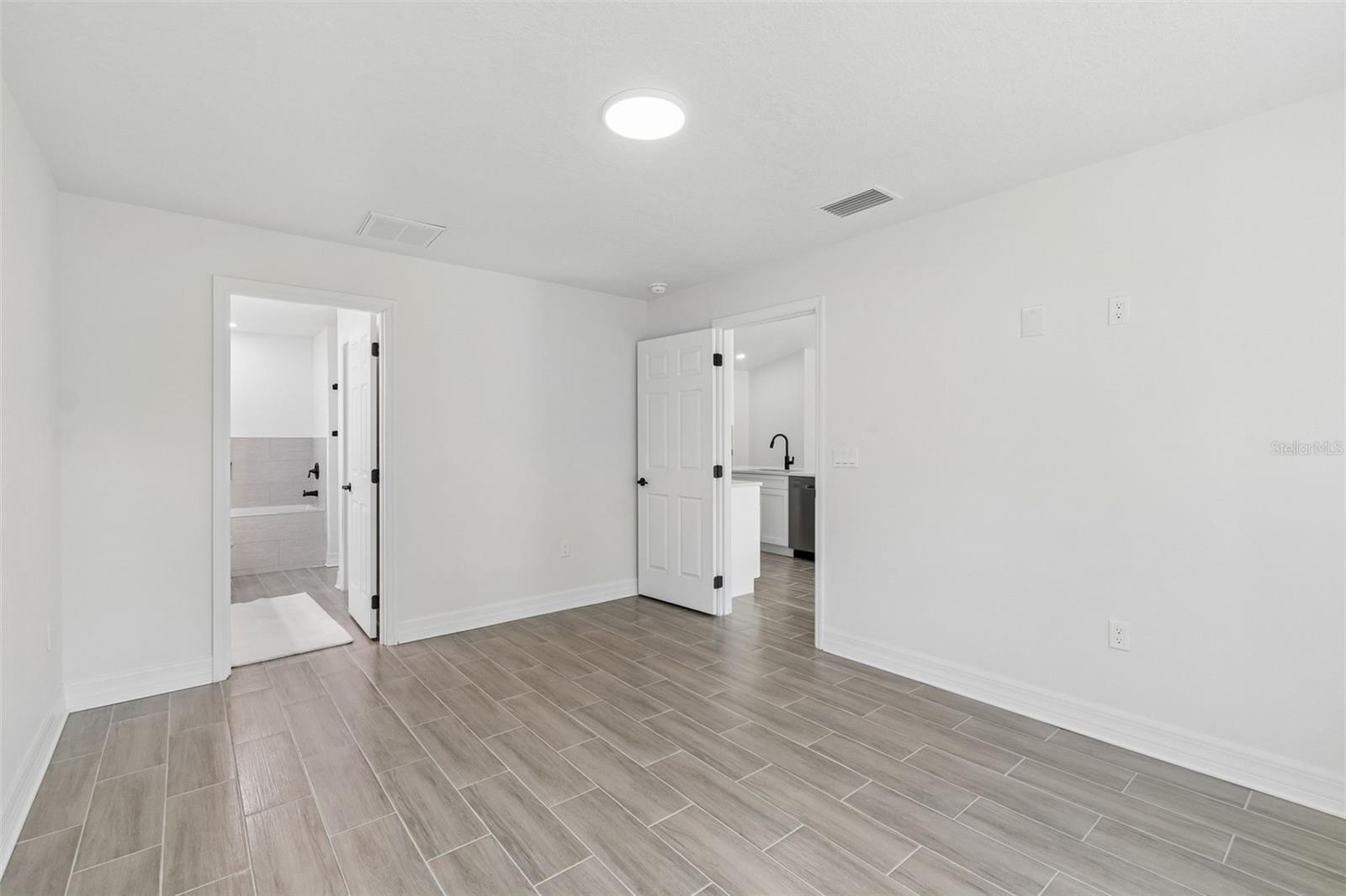 5535 TEVIS TER — photo 16