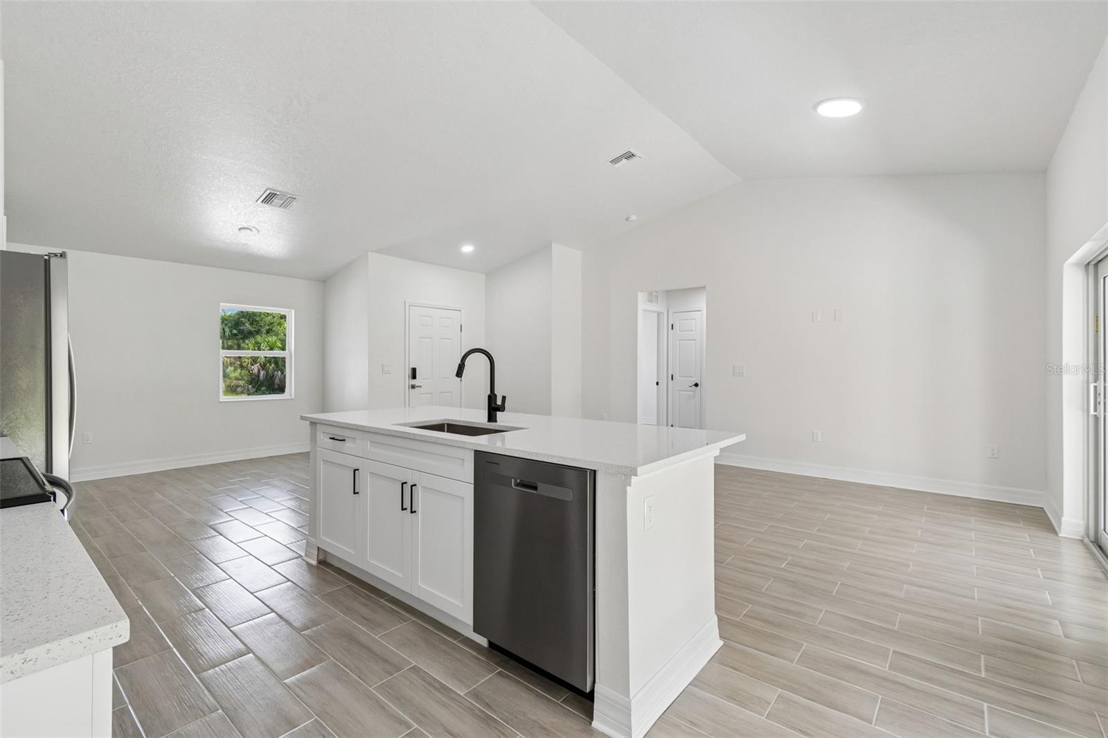 5535 TEVIS TER — photo 10