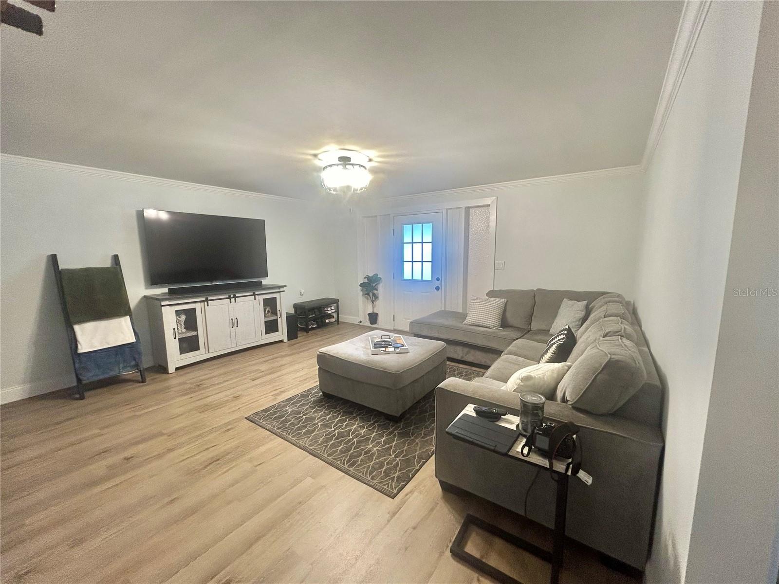 7381 JASMIN DR — photo 6