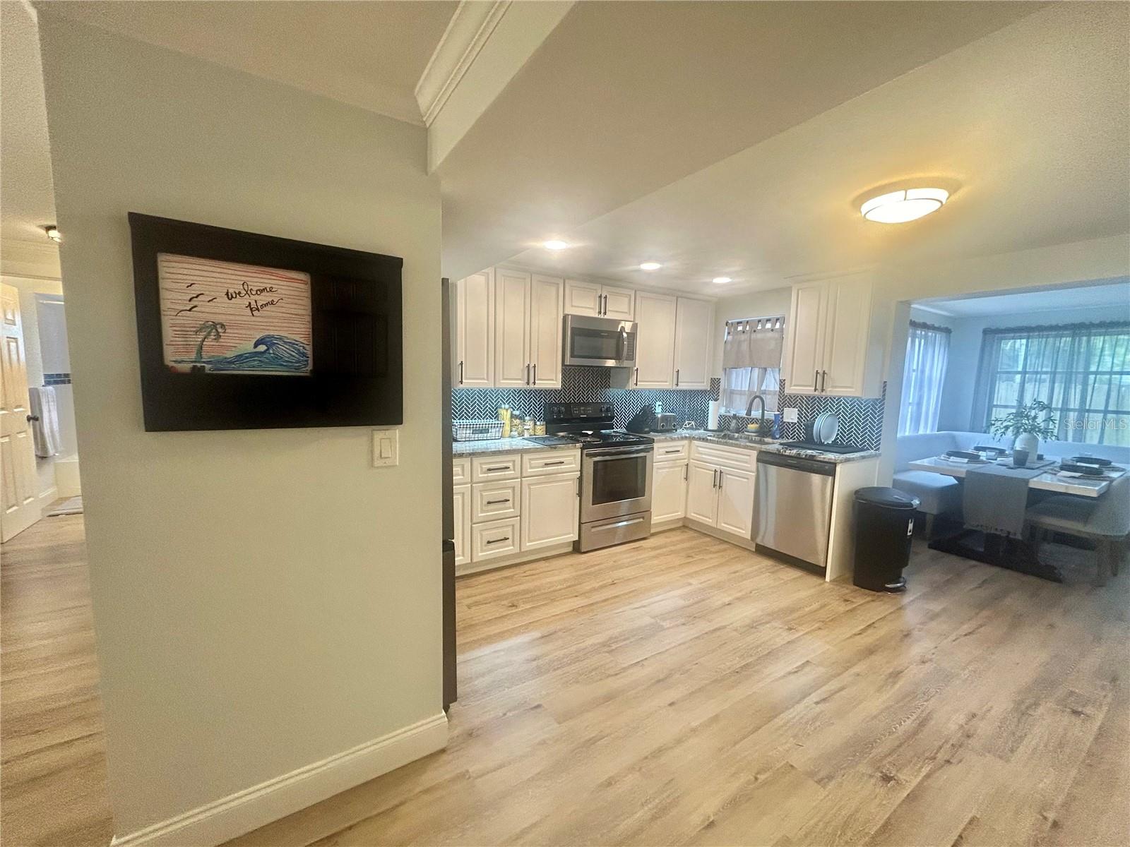 7381 JASMIN DR — photo 7
