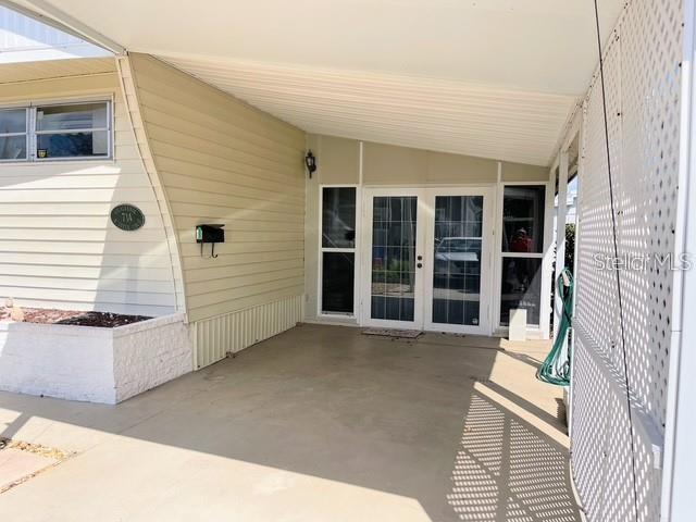 714 S GREEN CIR — photo 2