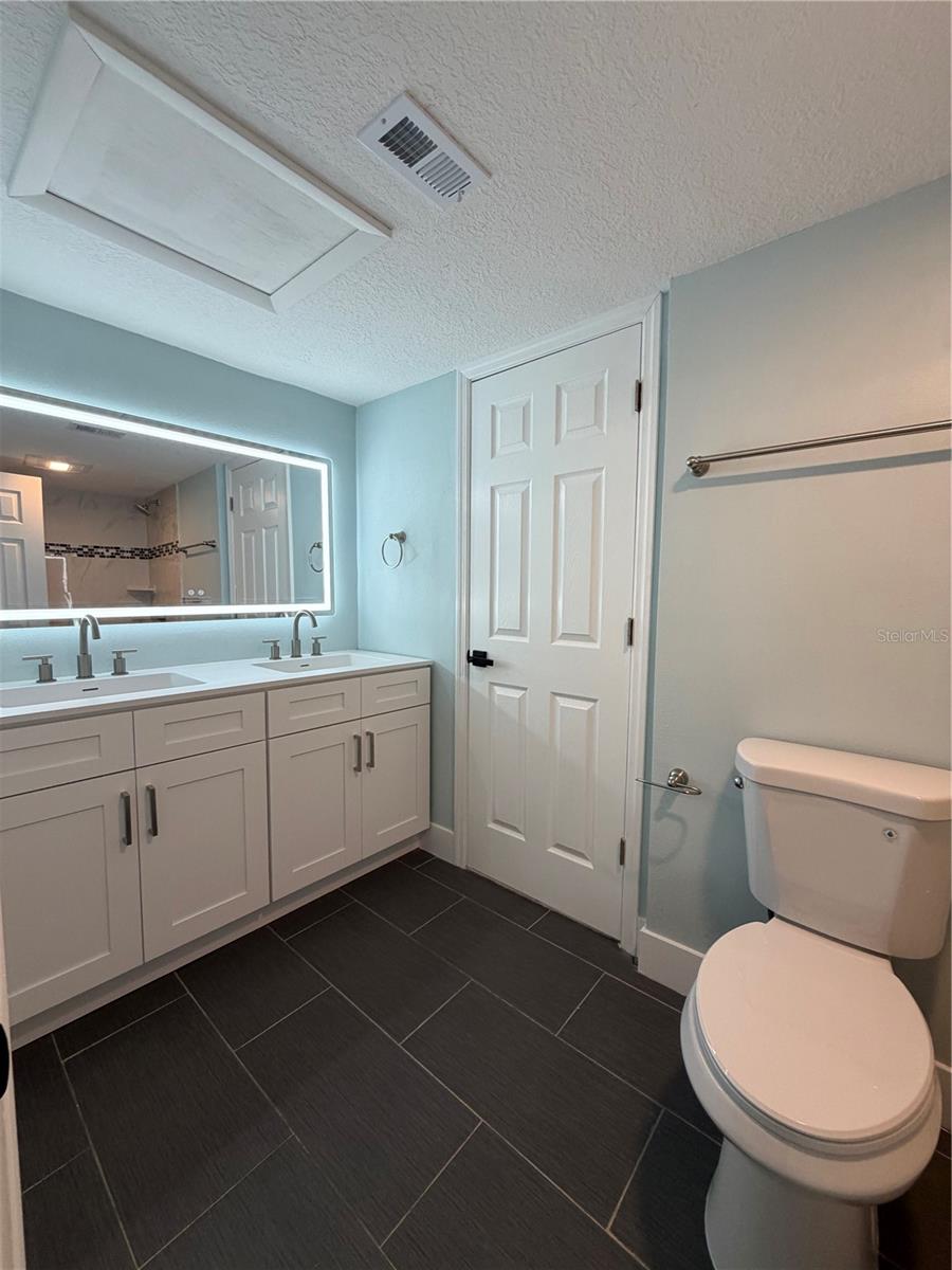 230 MEDALLION BLVD #C — photo 15
