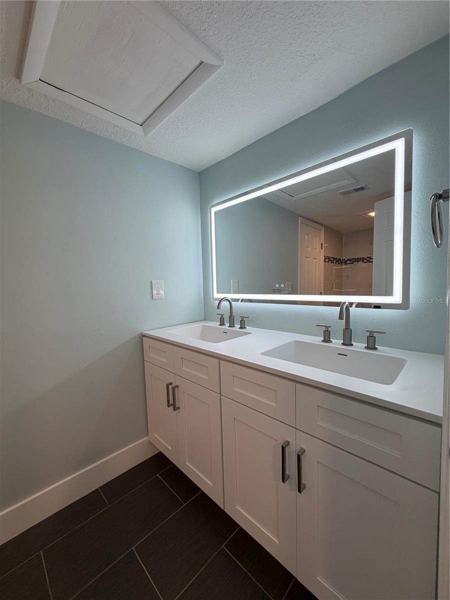 230 MEDALLION BLVD #C — photo 17