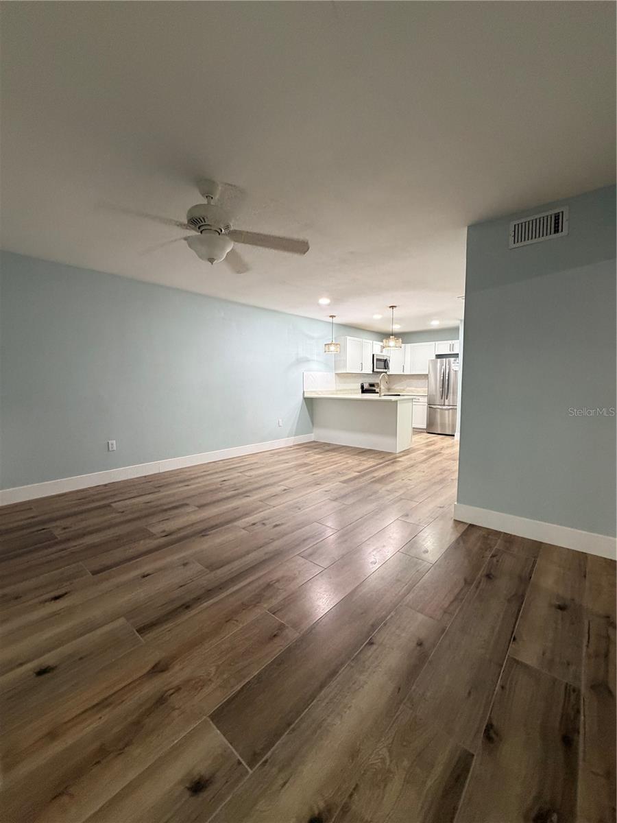 230 MEDALLION BLVD #C — photo 10