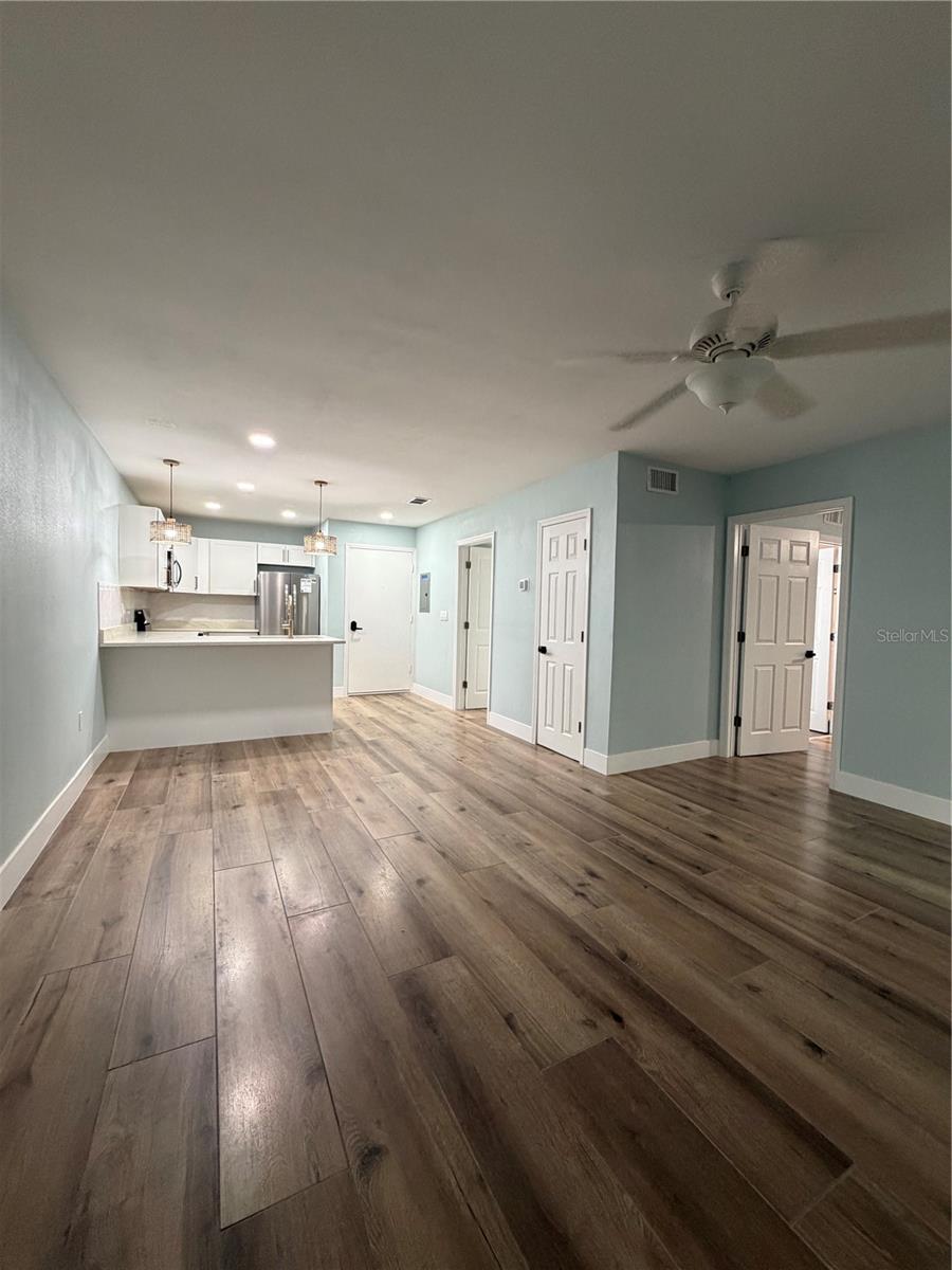 230 MEDALLION BLVD #C — photo 9