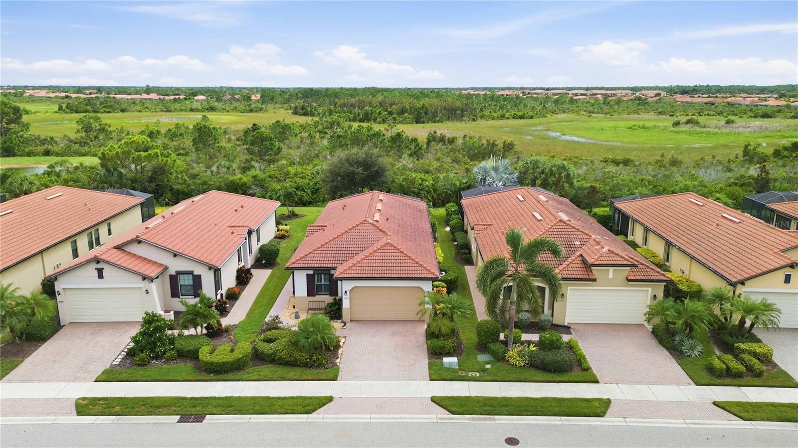 10393 CROOKED CREEK DR — photo 36