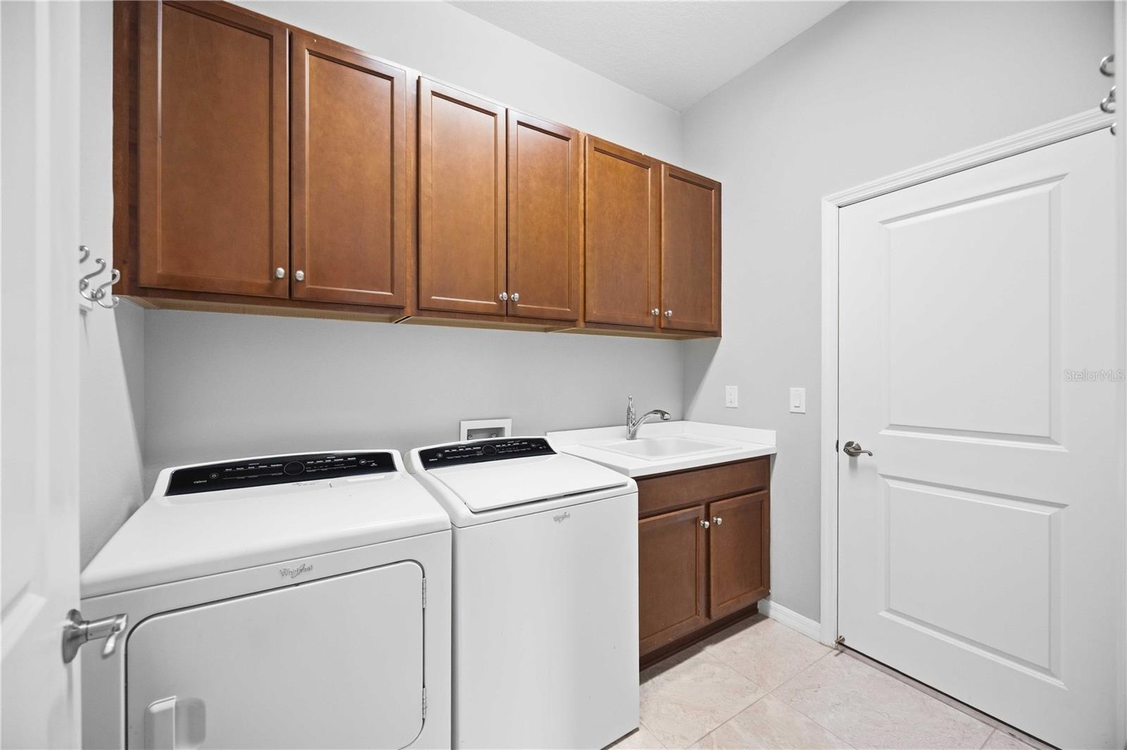 10393 CROOKED CREEK DR — photo 24