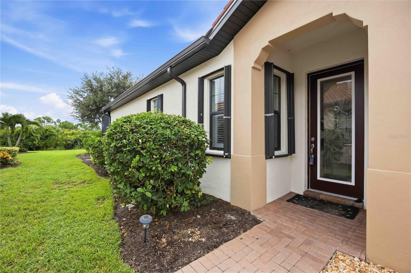 10393 CROOKED CREEK DR — photo 15