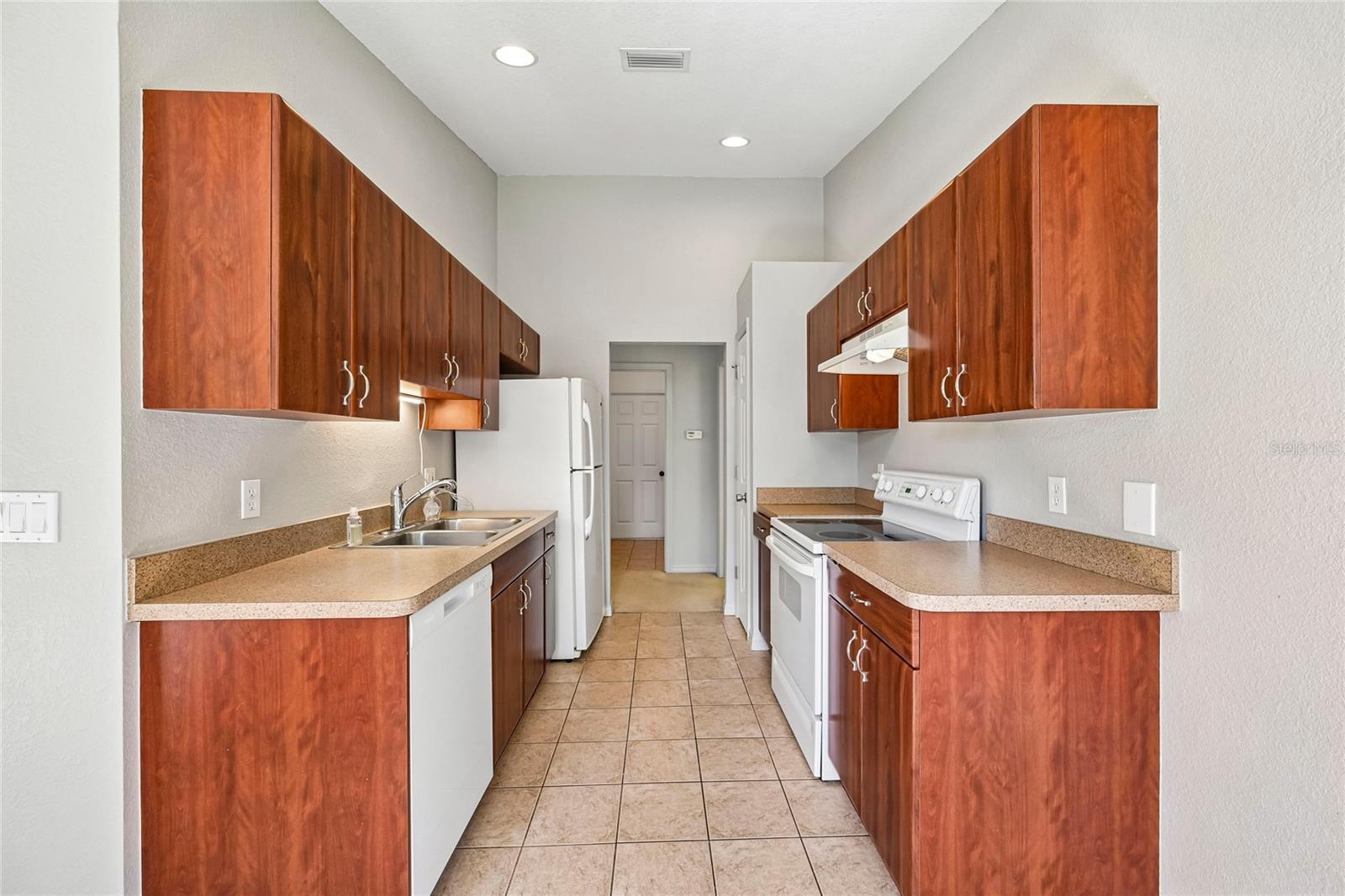 1806 BOSWELL ST — photo 19