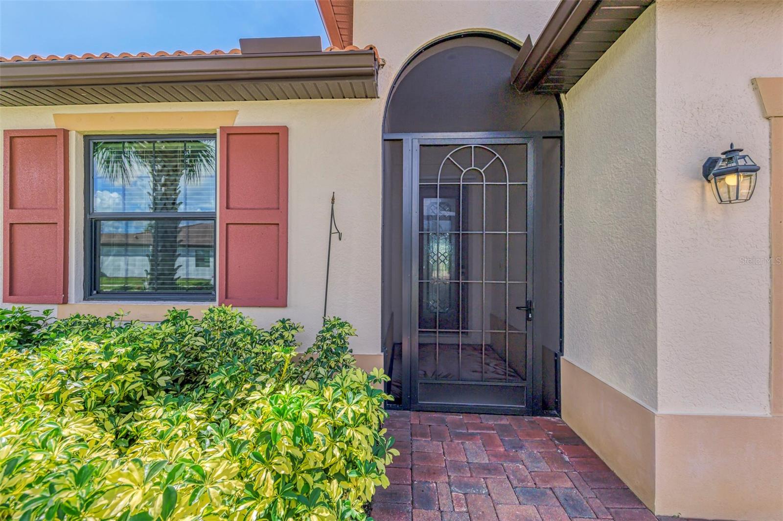 9845 HILLTOP DR — photo 11