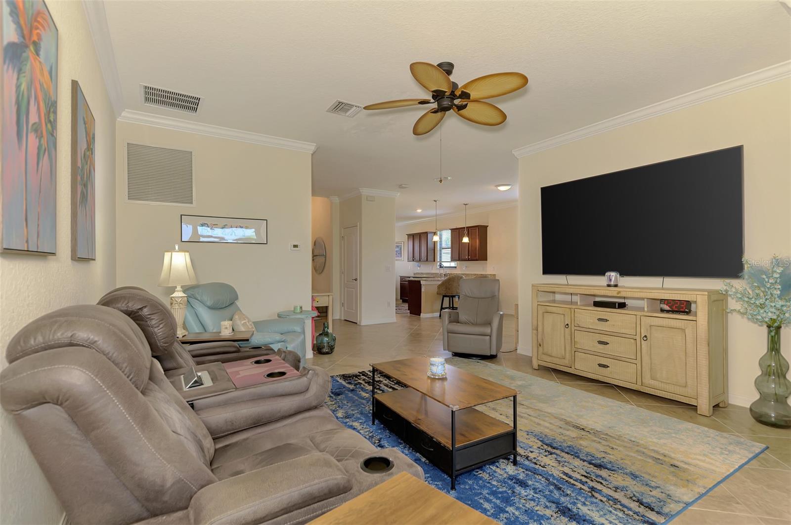 9845 HILLTOP DR — photo 23