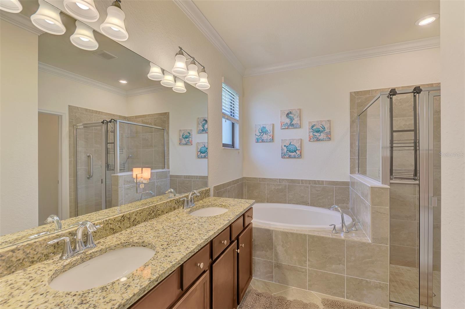 9845 HILLTOP DR — photo 40