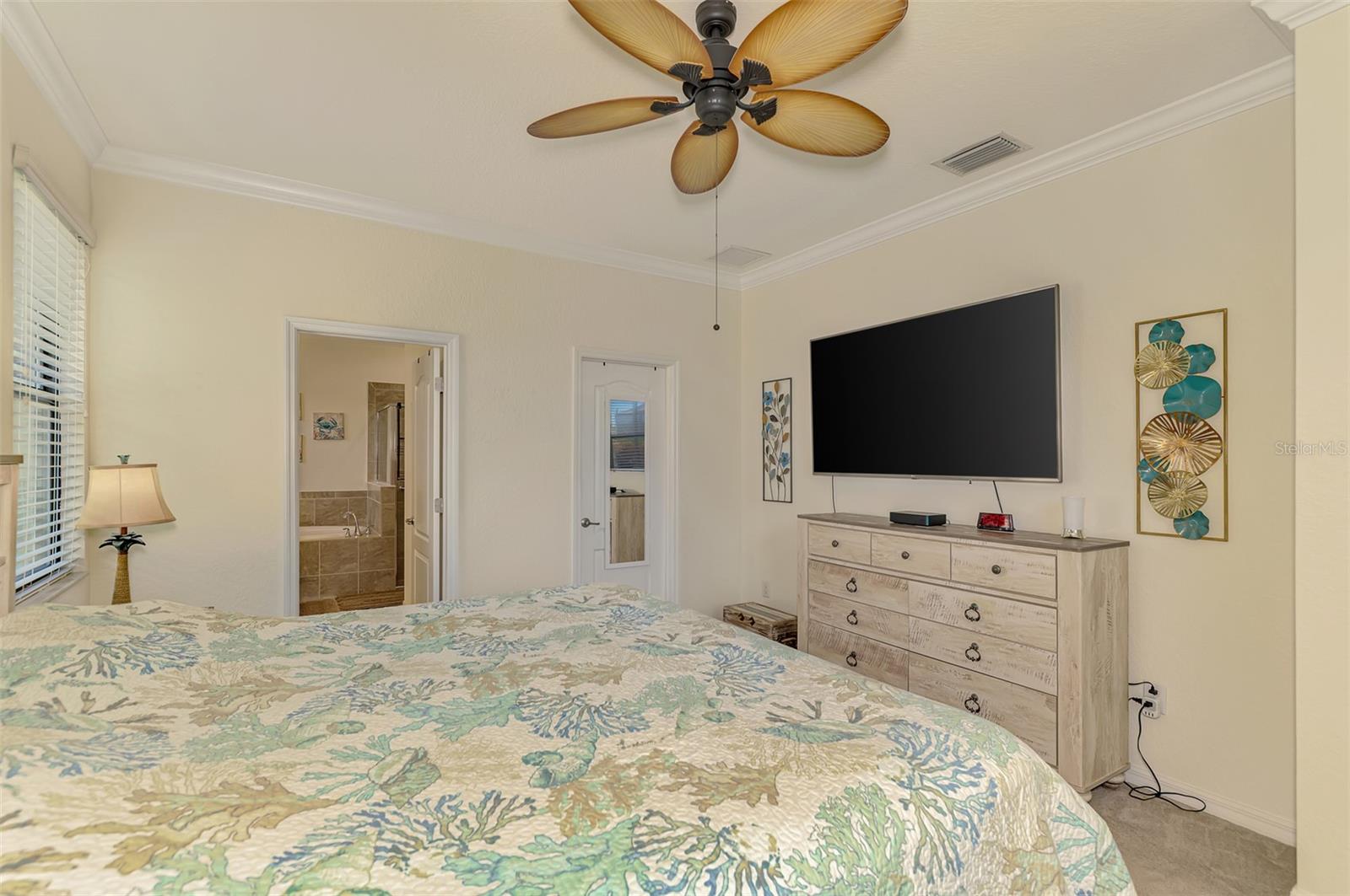 9845 HILLTOP DR — photo 37