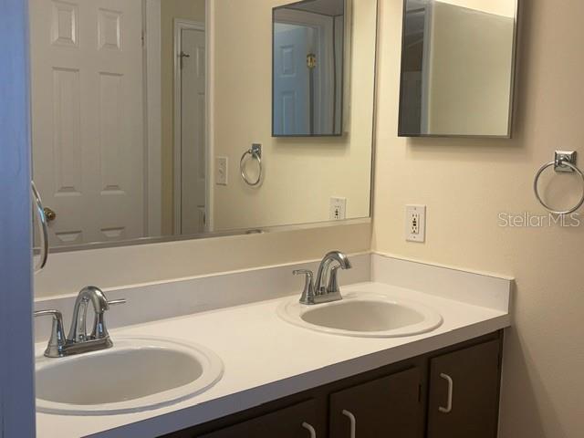 2400 FEATHER SOUND DR #1431 — photo 11