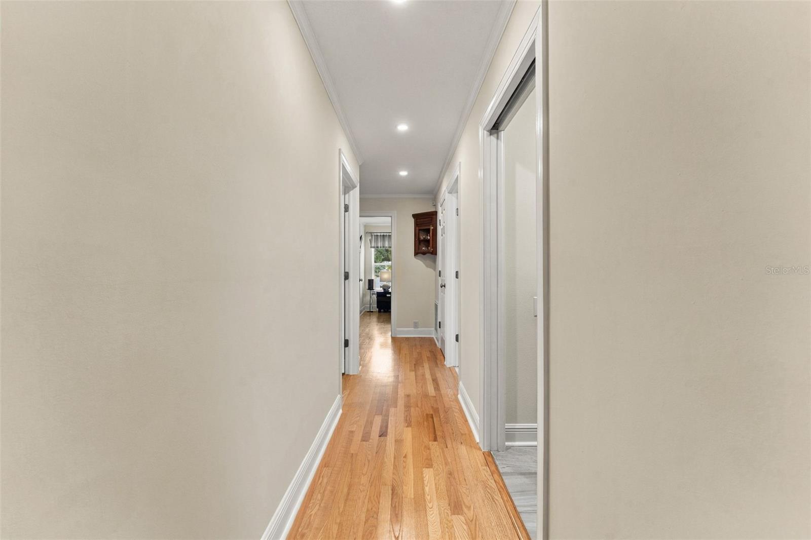 531 WALKER RD — photo 34