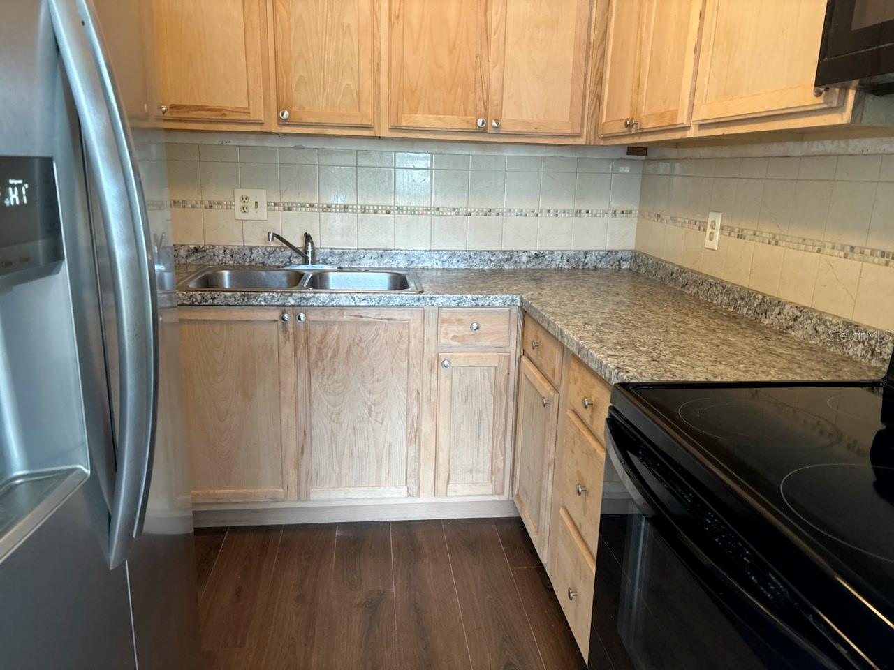 1000 79TH AVE N #102 — photo 6