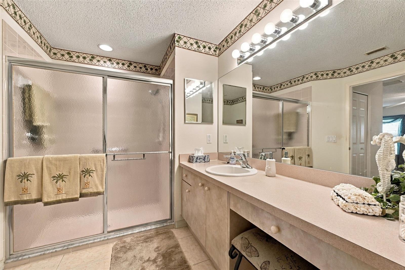 1202 WOLFORD DR — photo 19