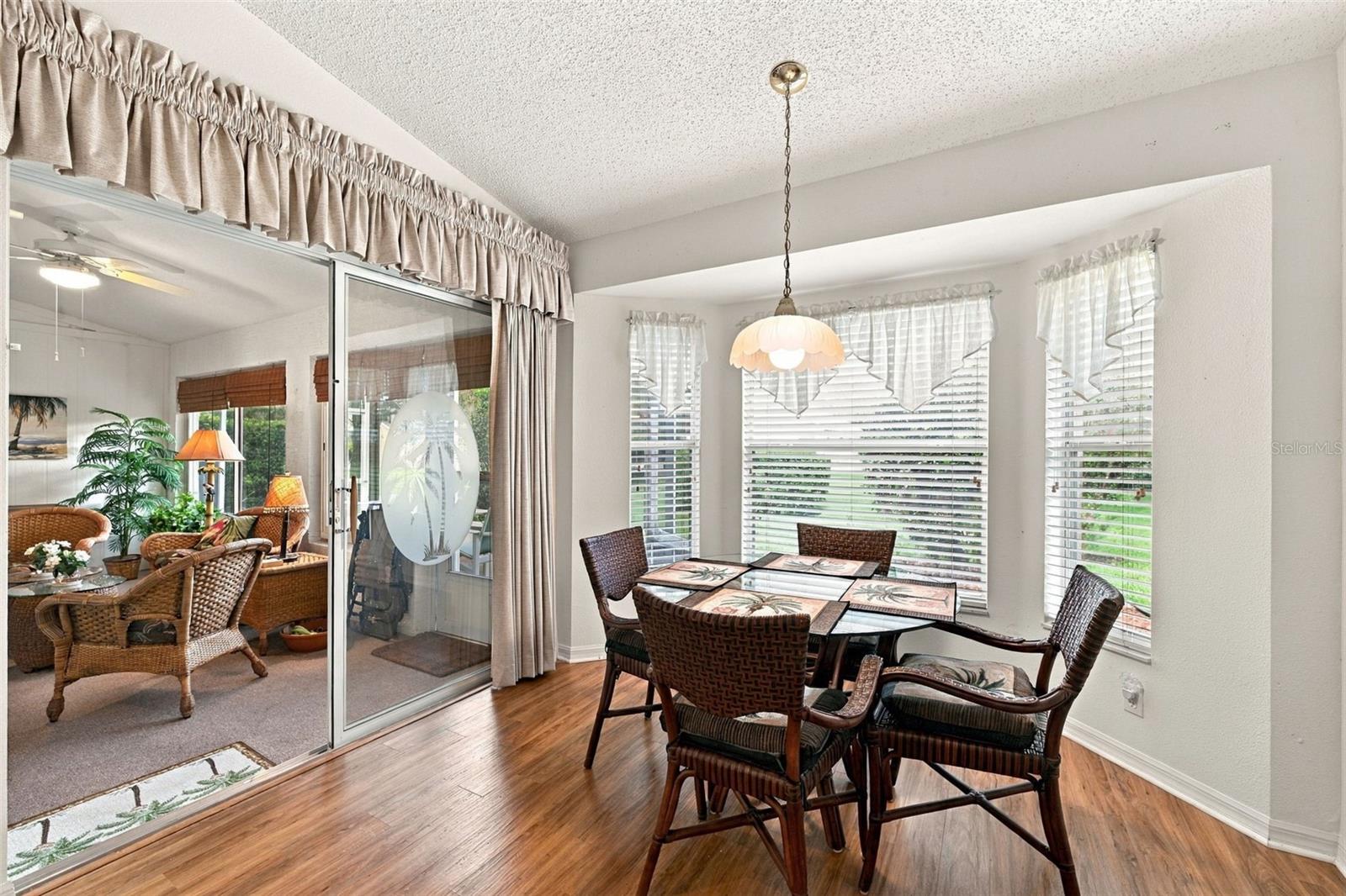 1202 WOLFORD DR — photo 14