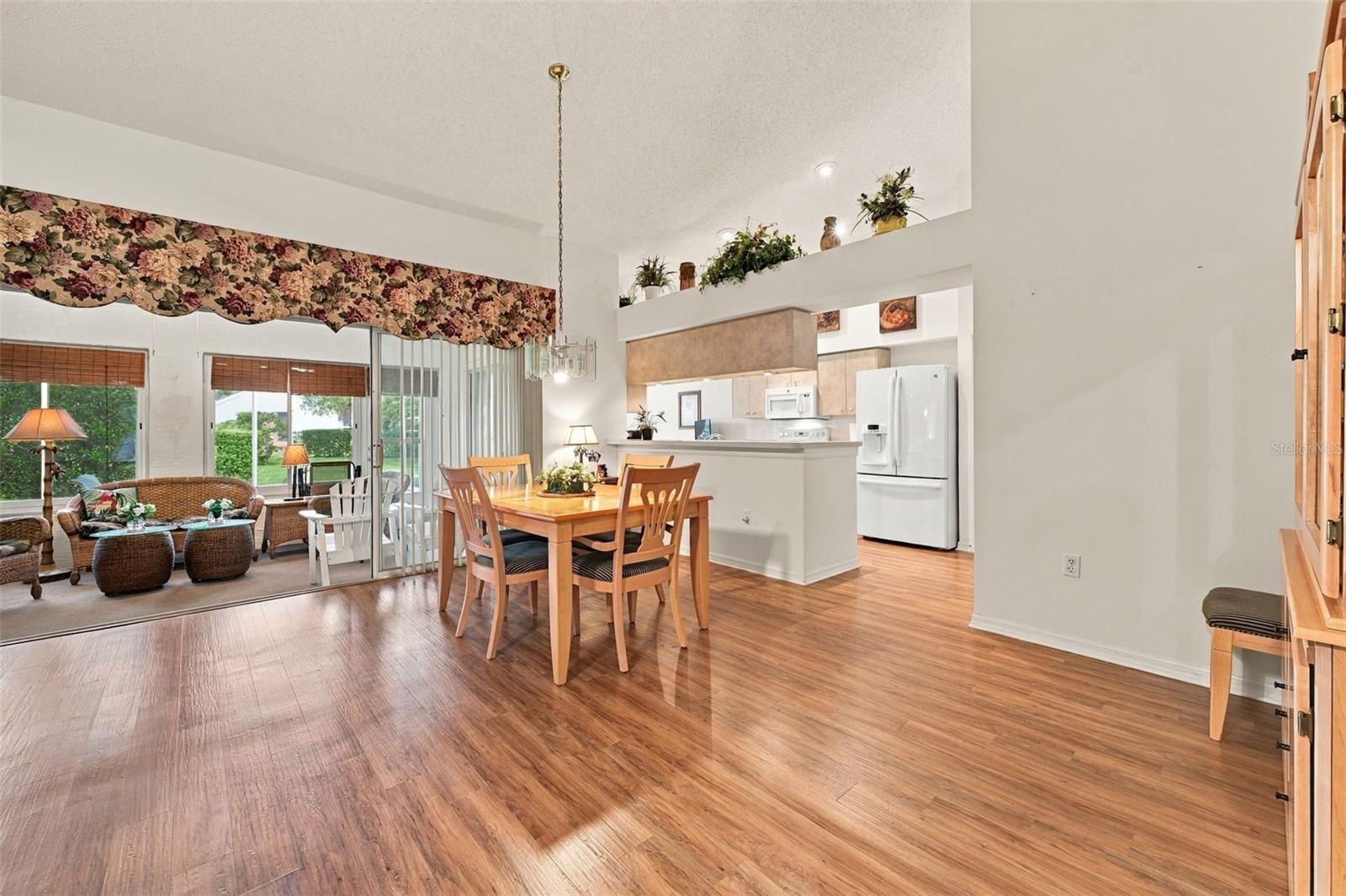 1202 WOLFORD DR — photo 10