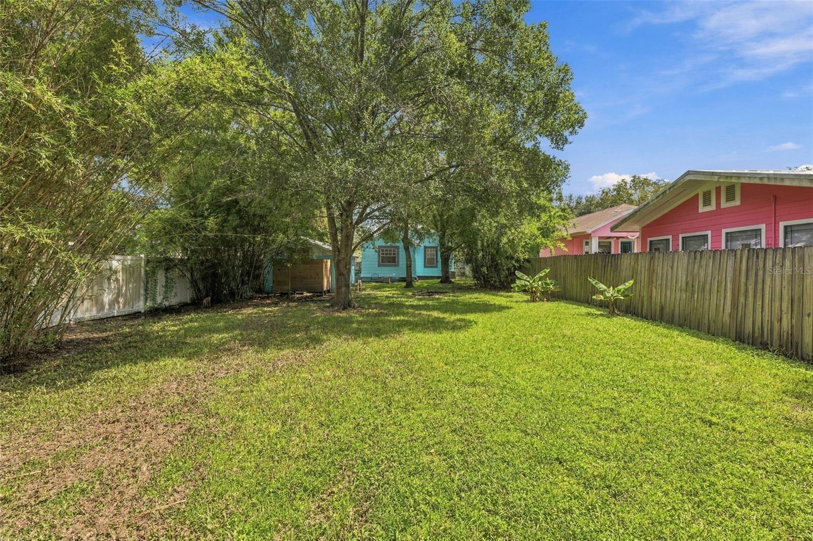 5916 N TAMPA ST — photo 19