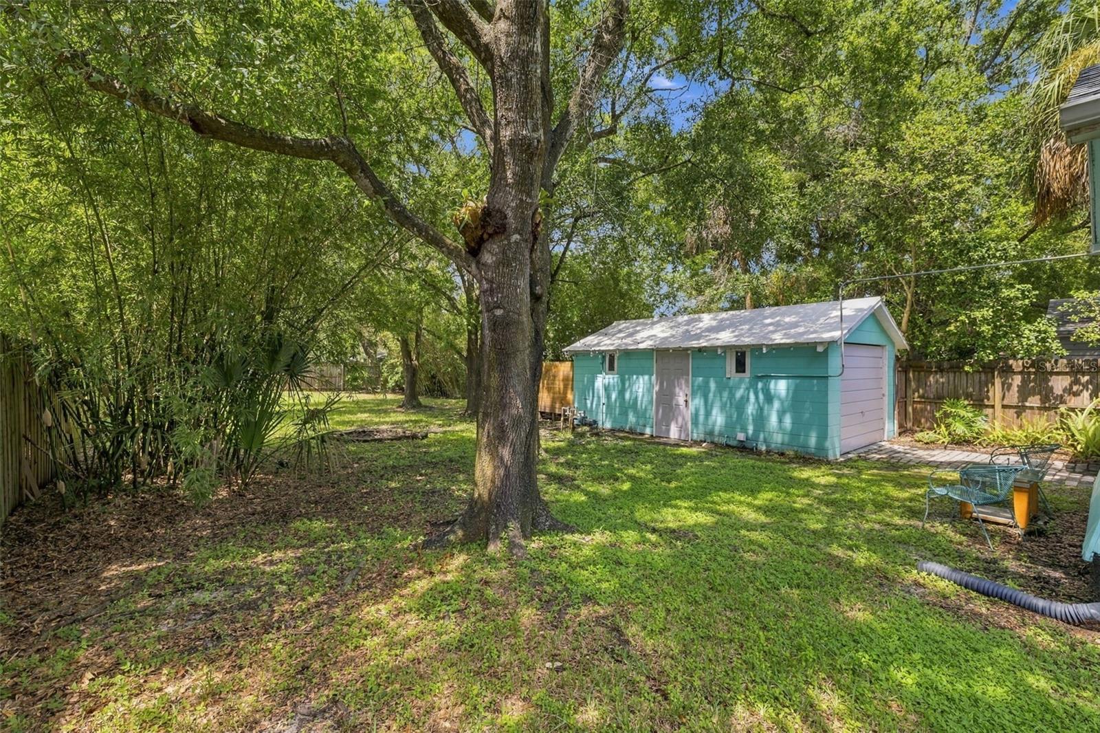 5916 N TAMPA ST — photo 17
