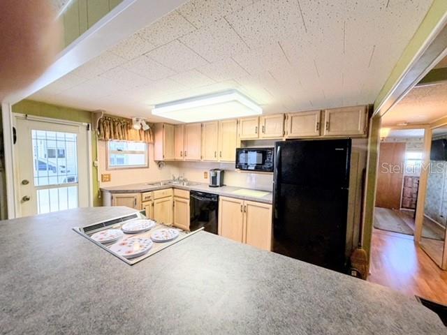 814 TURF — photo 7