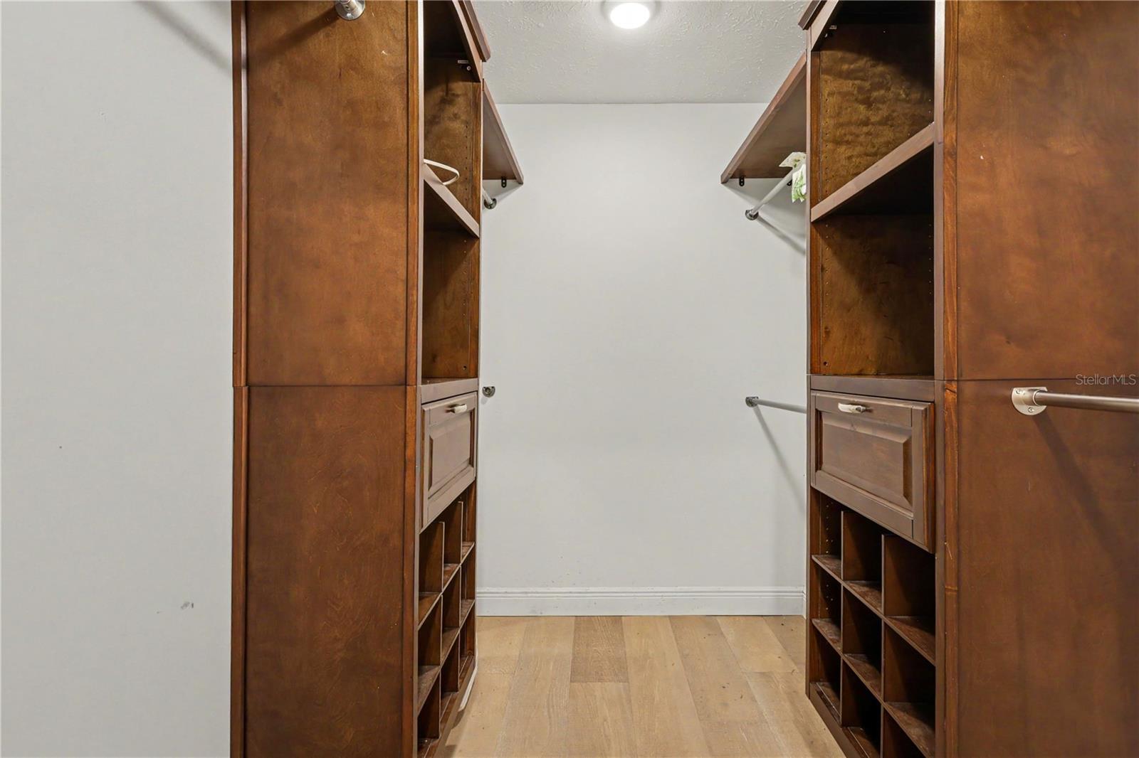8224 REVELS RD — photo 21