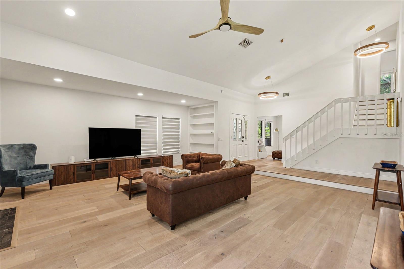8224 REVELS RD — photo 4