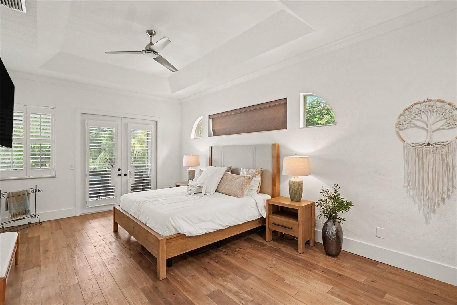 1021 W HENRY AVE — photo 20