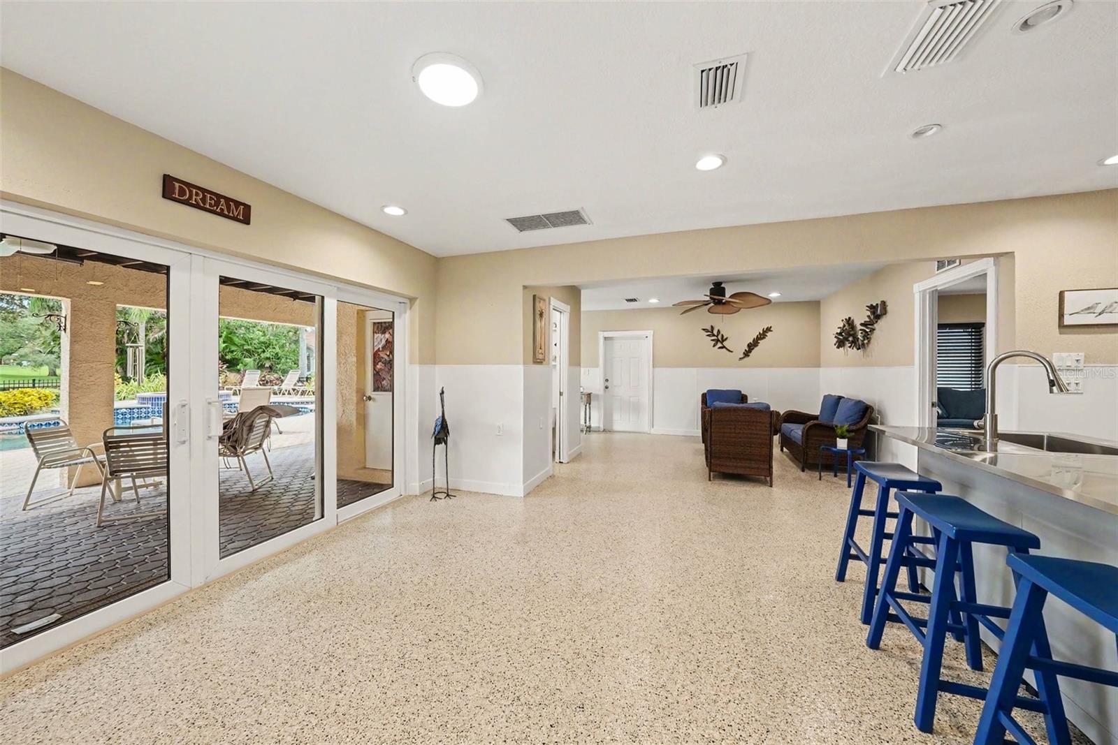 1021 W HENRY AVE — photo 35