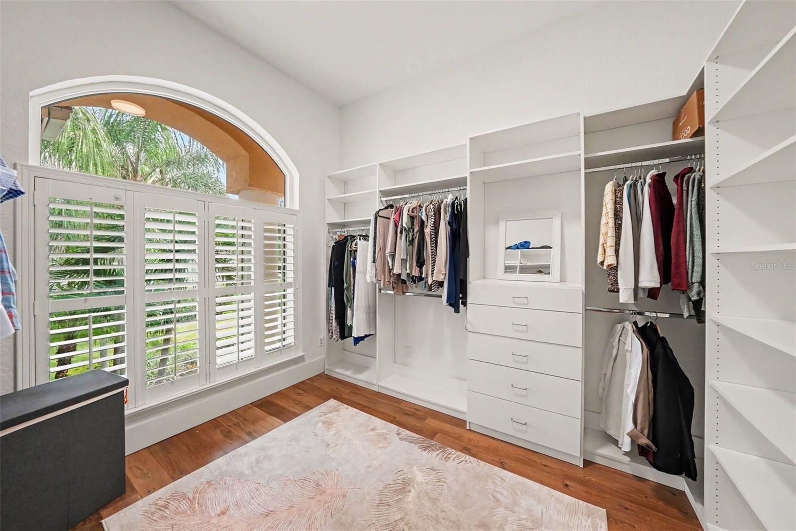 1021 W HENRY AVE — photo 23