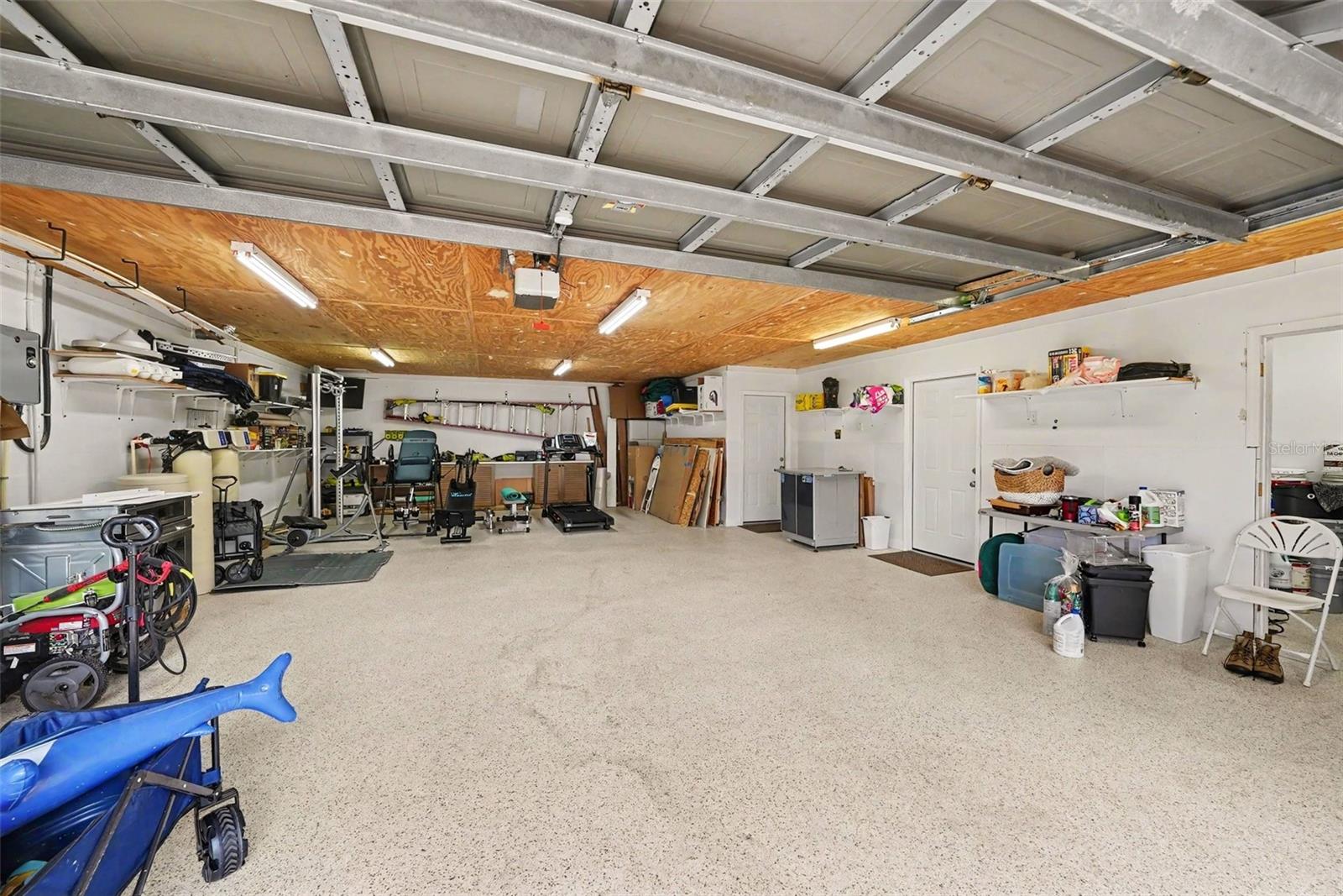 1021 W HENRY AVE — photo 36