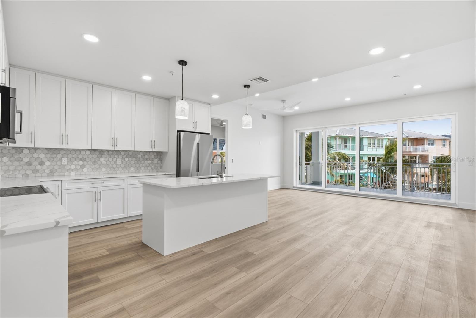 13655 GULF BLVD #201 — photo 9