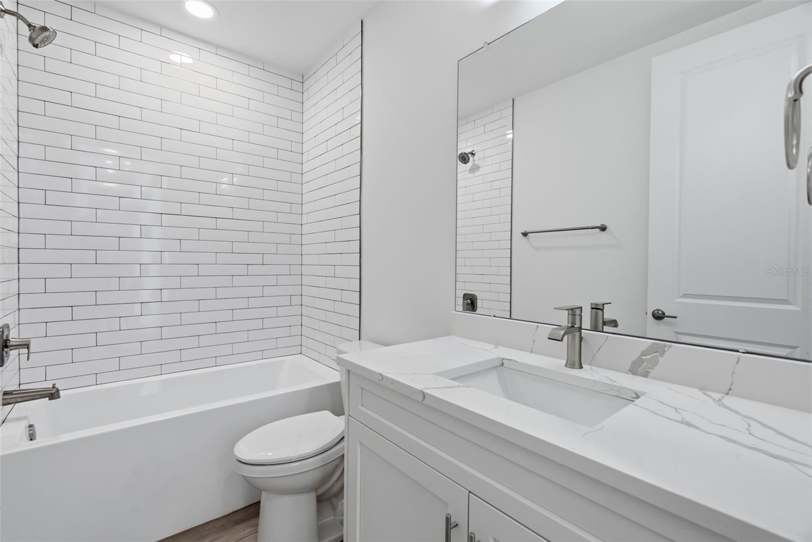 13655 GULF BLVD #201 — photo 38