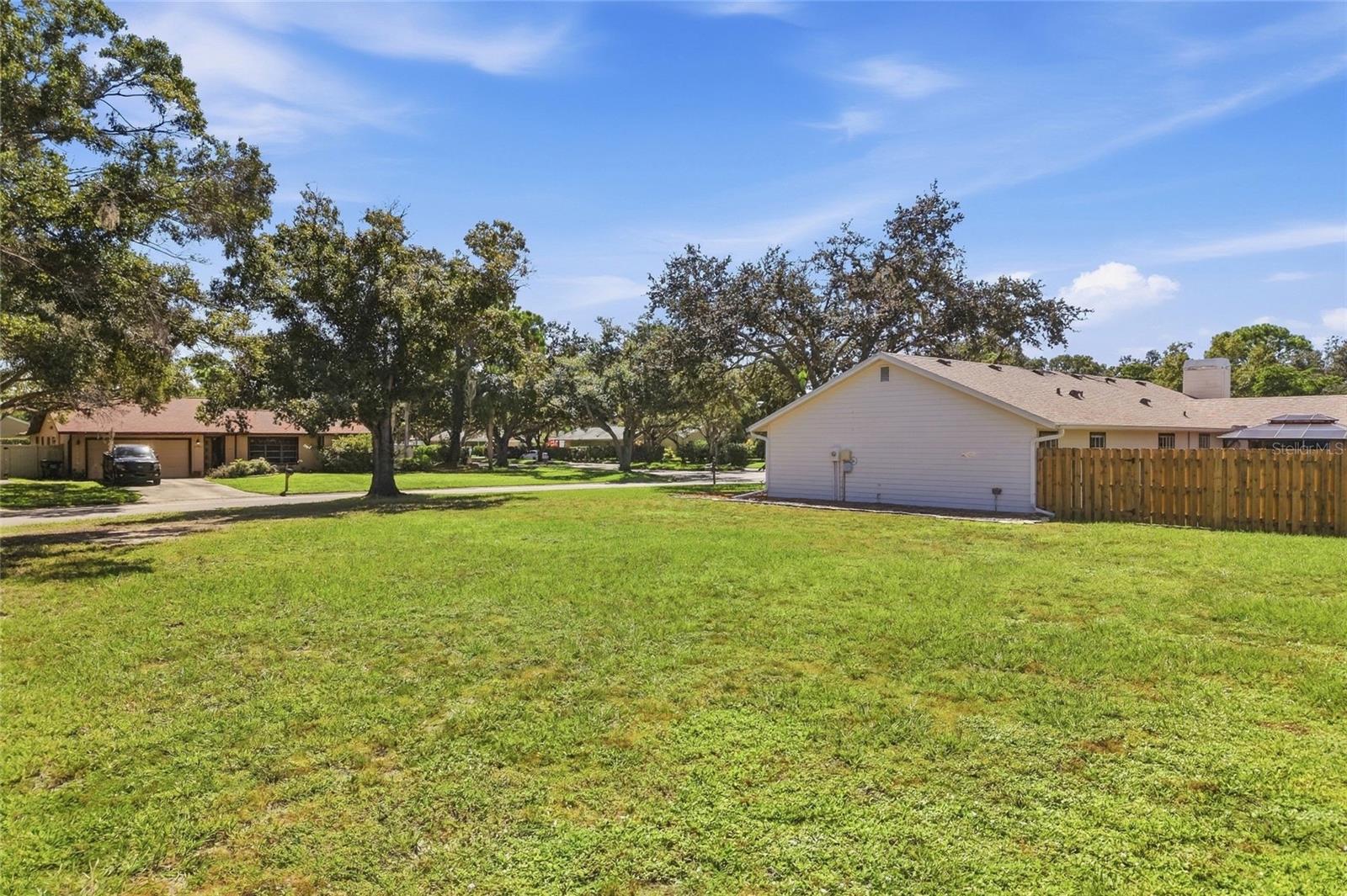 4272 PRAIRIE VIEW DR — photo 32