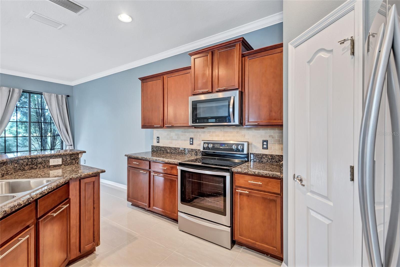 5513 KINGLETHILL DR — photo 13