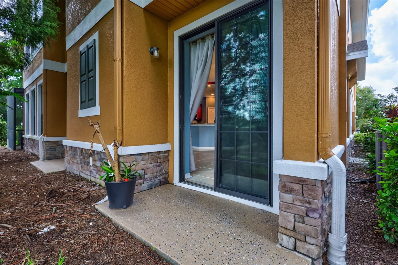 5513 KINGLETHILL DR — photo 7