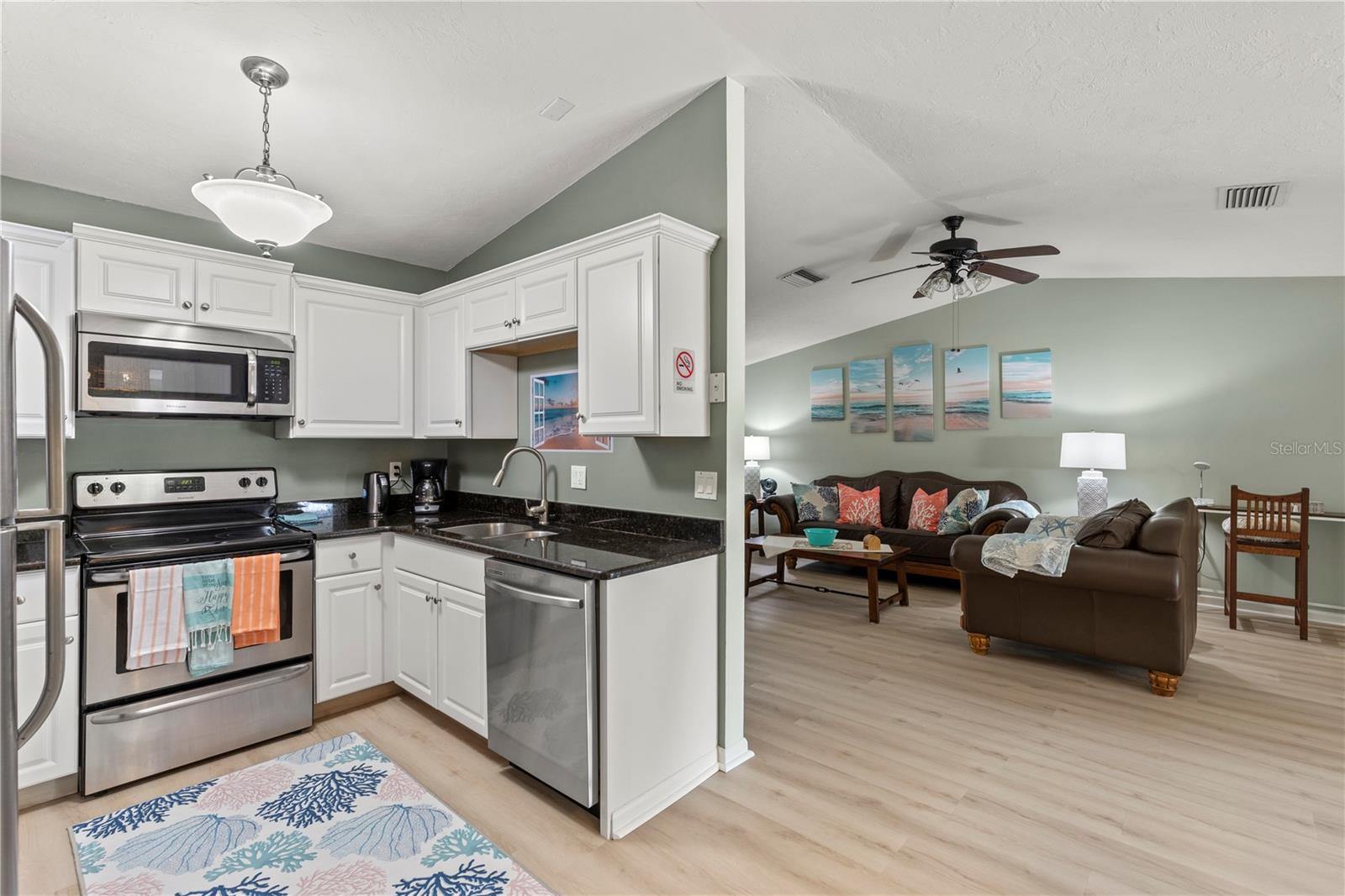 7780 WRIGHT AVE — photo 8