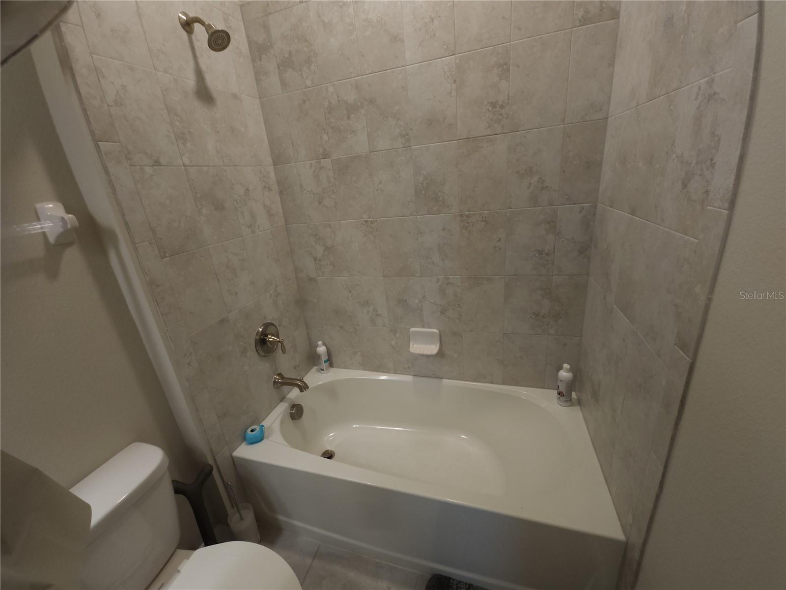 9342 CRESCENT RAY DR — photo 37
