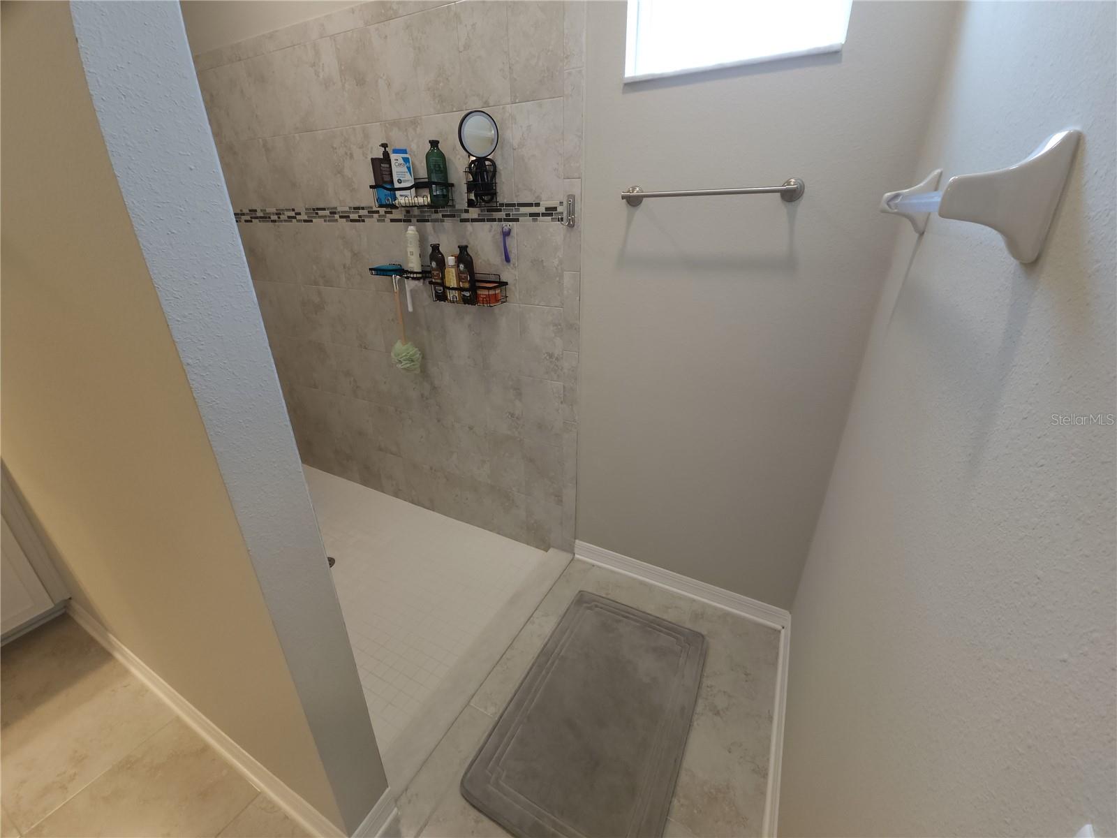 9342 CRESCENT RAY DR — photo 31