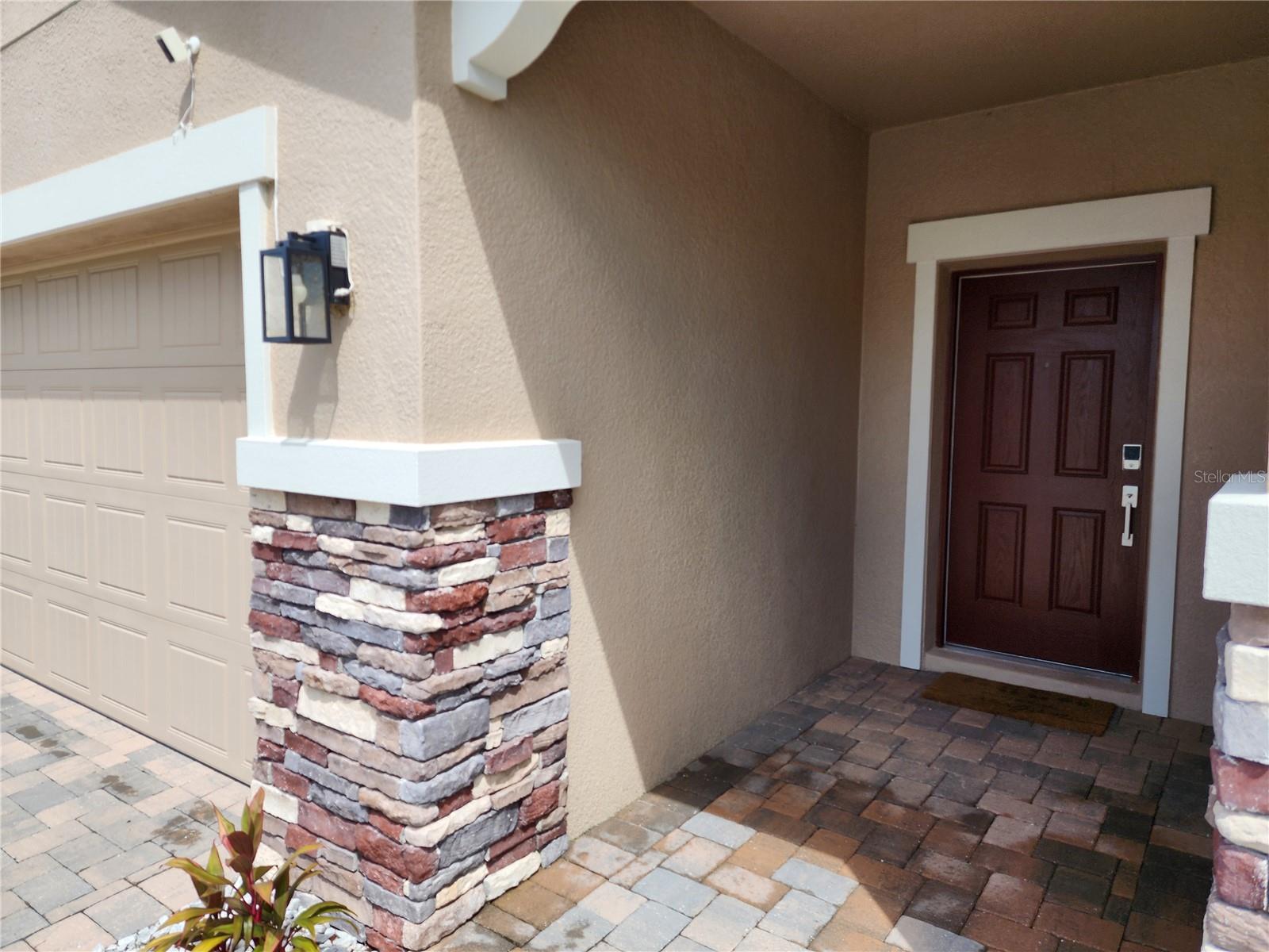 9342 CRESCENT RAY DR — photo 5