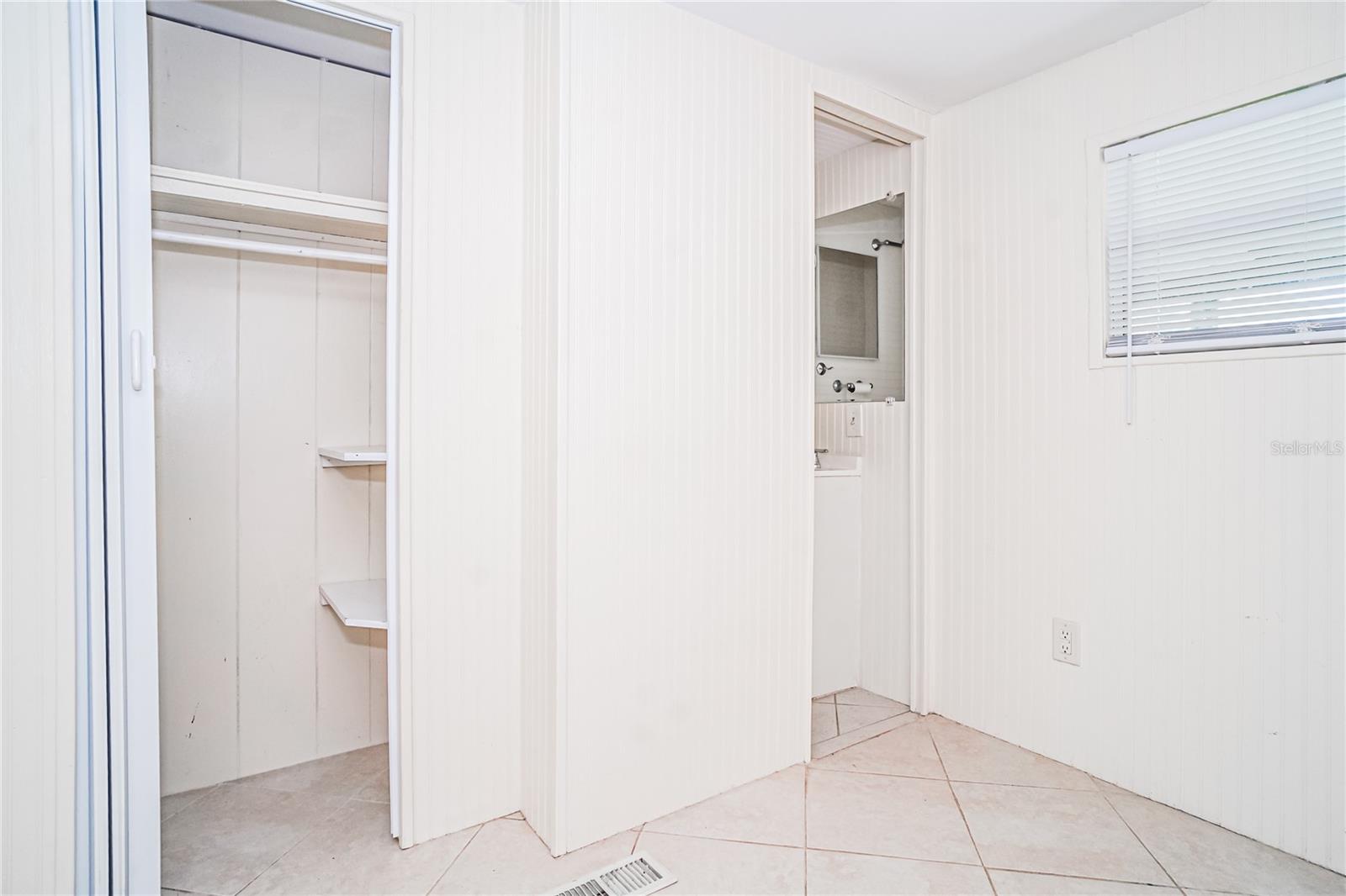 8010 BELCHER LN — photo 16