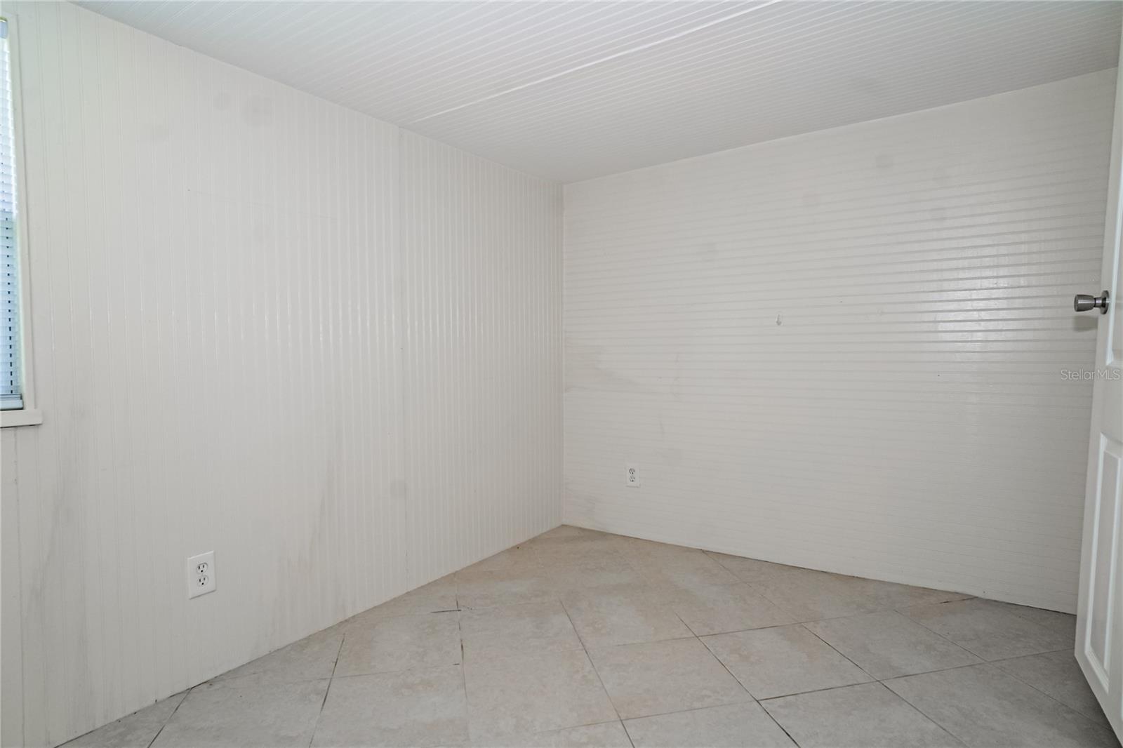 8010 BELCHER LN — photo 12