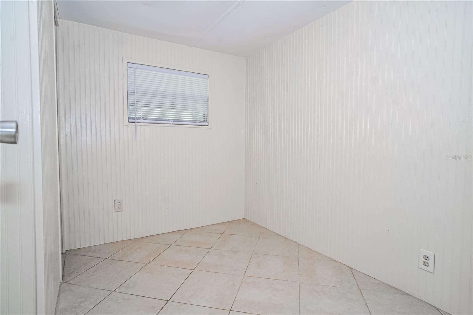 8010 BELCHER LN — photo 13